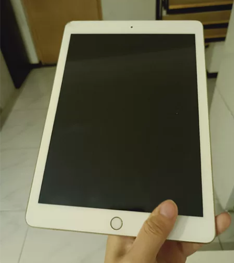 Apple iPad 11 银色 W...