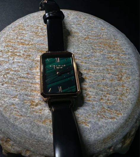 Lola rose 女表  9.9新 感兴...