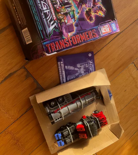 镭射擎天柱 孩之宝 变形金刚玩具 遗产 传...