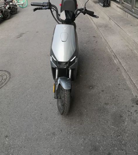 出售精品小牛电动1台，可过户，实表4千公里...