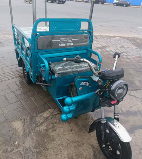 三轮小吃车，新三轮，新架子，入手可干，铁板...