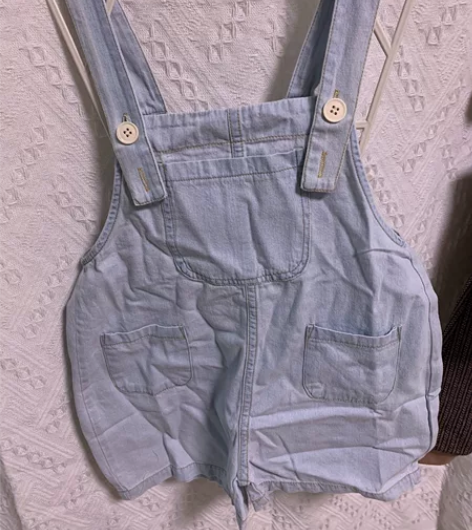 清理单条牛仔裤一条 品牌:Leoy品类:牛...