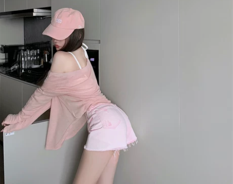 Q女家浅色破洞牛仔裤女夏2021新款辣妹薄...
