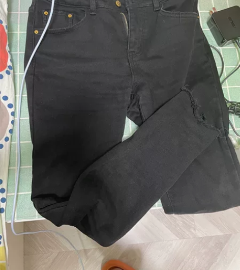 黑色高腰底抓毛小脚牛仔裤女秋冬薄绒紧身铅笔...