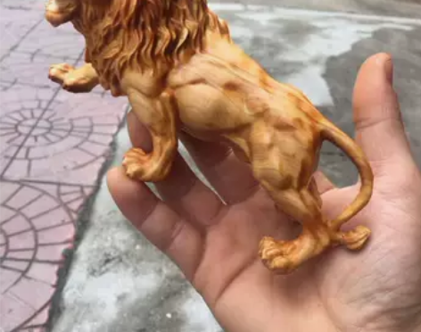 崖柏精雕狮子雄狮金钱豹摆件居家开业送礼收藏...