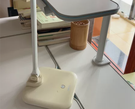 欧普照明led小台灯护眼学习灯 感兴趣的话...