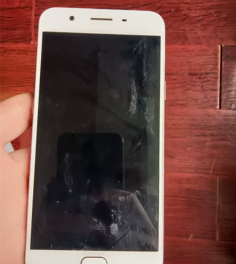oppoA59m 成色很新 可正常使用 功...