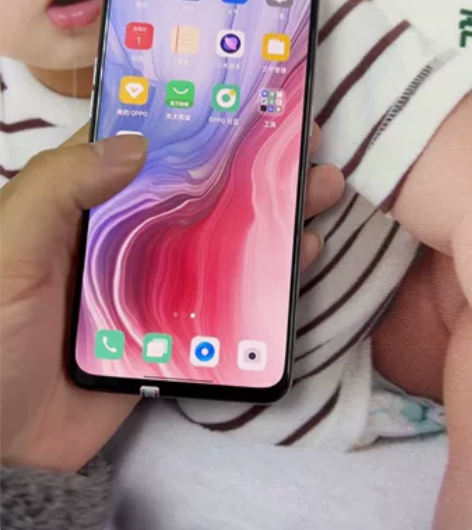 opporenoz内存6256整体成色如图...