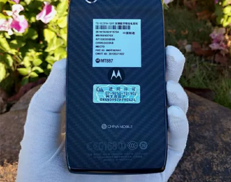 摩托罗拉moto razr MT887手机...