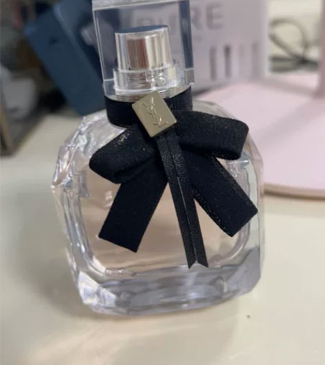 圣罗兰反转巴黎香水,余量如图,专柜购入,保...