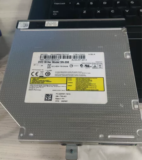 Dell 灵越笔记本光驱，很少使用 感兴趣...