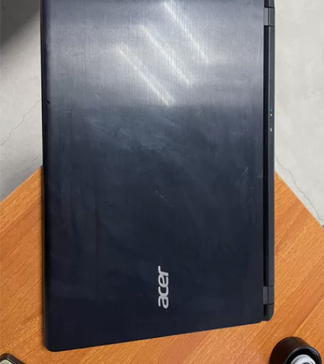 acer v5 552G四核4G 500G...