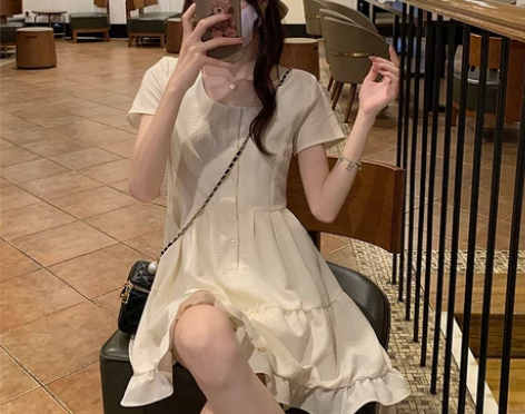 温柔风连衣裙荷叶边短裙夏季2022新款甜美...