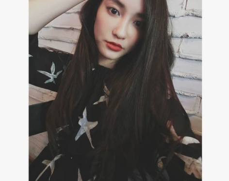 [转卖]张大奕 五角星连衣裙s码 穿过两次...