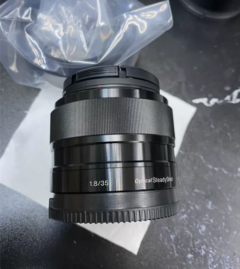 索尼E35-1.8镜头，SEL35F18半...