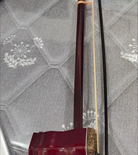 原价1650+苏州二胡,全新未使用过,现低...