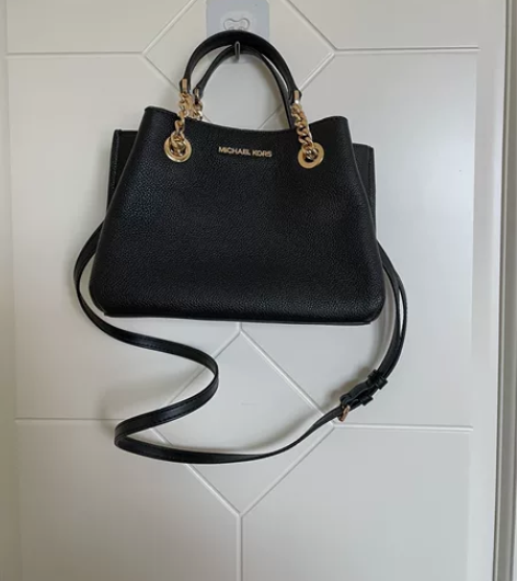 Mk 戴妃包 小号正品 可斜挎可单肩！全新...