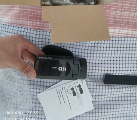 z20高清数码摄像机 全新未使用过价格美丽...