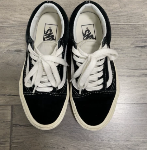 Vans低帮鞋，34.5码，内长21.5厘...