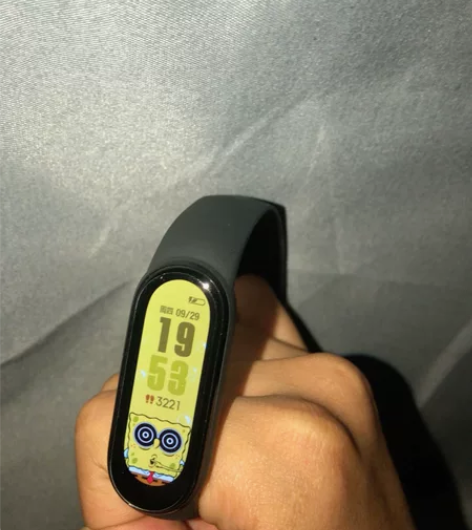 小米手环6全新 表盘有贴膜9.26收货激活...