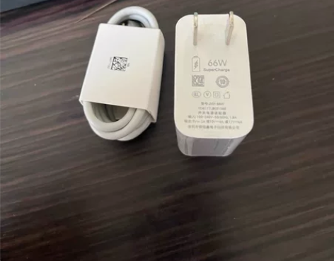 【闲置出】 全兼容全协议66W快充头6A快...