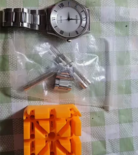 西铁城手表,买的时候2000,买了3年了一...