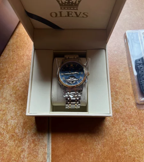欧利时手表 全新 没带过一次 没带所以就卖...