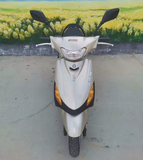 二手摩托车，踏板车，女装车雅马哈巧格100...