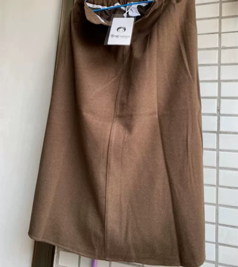 秋冬毛呢半身裙A字裙 s码，腰围60-78...