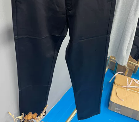 鳄鱼休闲裤 一条黑色35   35对应腰围...