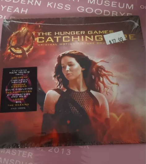 the hunger games，一张原版...