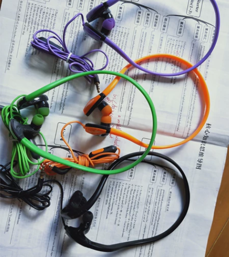 耳机  头戴式运动耳机 运动耳机  戴式耳...