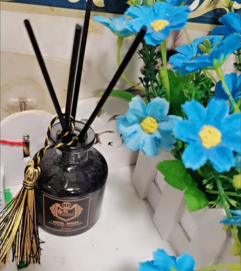 闲置出空气清新剂家用香熏卧室客厅留香室内卫...