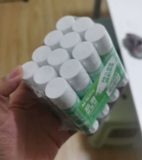 全新    固体胶 感兴趣的话点“我想要”...
