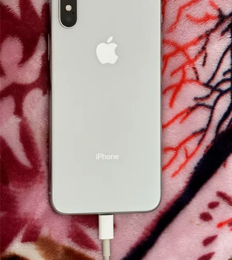 苹果iPhone X 一手自用，18年购买...
