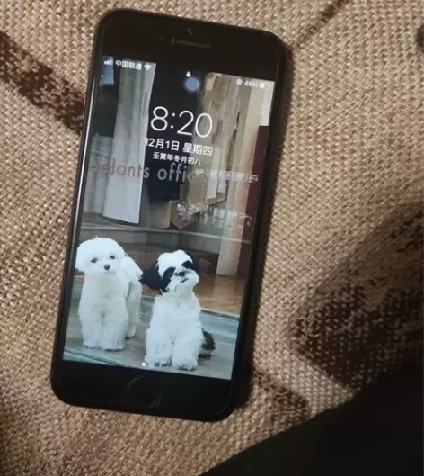 苹果8自用款备用，功能完好，不议价 感兴趣...