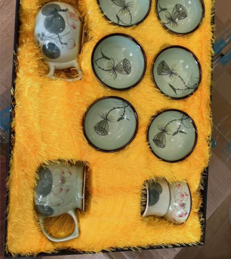 茶馆清仓,茶具甩卖,低价处理,每一套都不一...