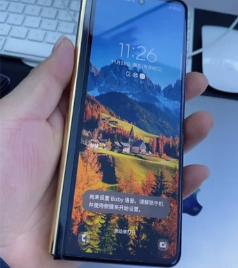 三星w22国行正品，个人一手，售后还有一个...