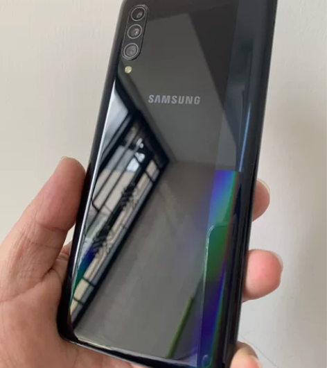 三星A90 5G手机 型号SM-A9080...