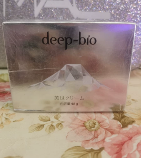 面霜温和舒缓修护提亮补水保湿 感兴趣的话点...