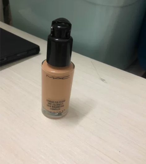 MAC粉底，我妹给我的，只用过几次 感兴趣...