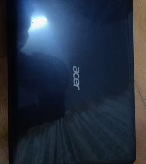 acer的笔记本,可以正常开机,不懂什么型...