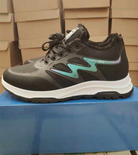 啄木鸟PLOVER男鞋加绒加厚皮面休闲鞋百...