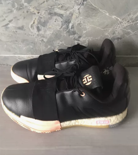 二手正品阿迪哈登休闲运动鞋42码  保正！...