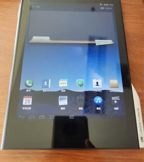 e人e本t9。电池鼓包。现在能正常使用。运...