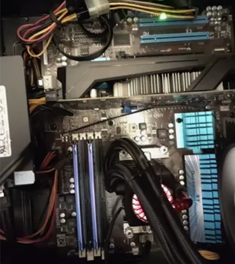 ASUS华硕6相供电AMD970大板AM3...