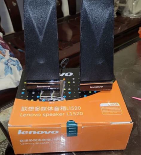 联想多媒体小音箱，小巧便携，适合台式机使用...