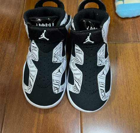 nike乔丹童鞋 买来娃不喜欢 男女通穿很...