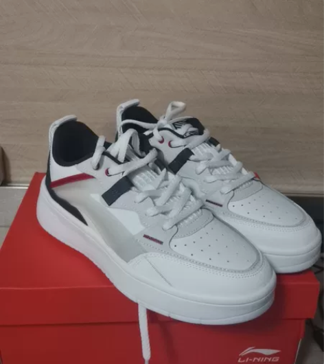 李宁官方网店购买，保证正品，41码，保证正...