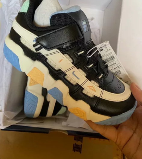 Fila斐乐儿童魔术贴篮球鞋 全新 全盒正...